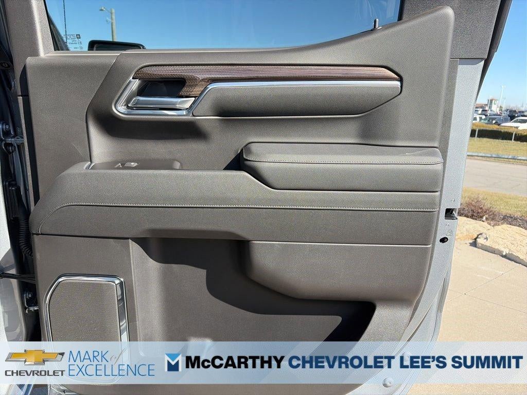 2026 Chevrolet Silverado 1500 Crew Cab Short Box 4-Wheel Drive LT Trail Boss