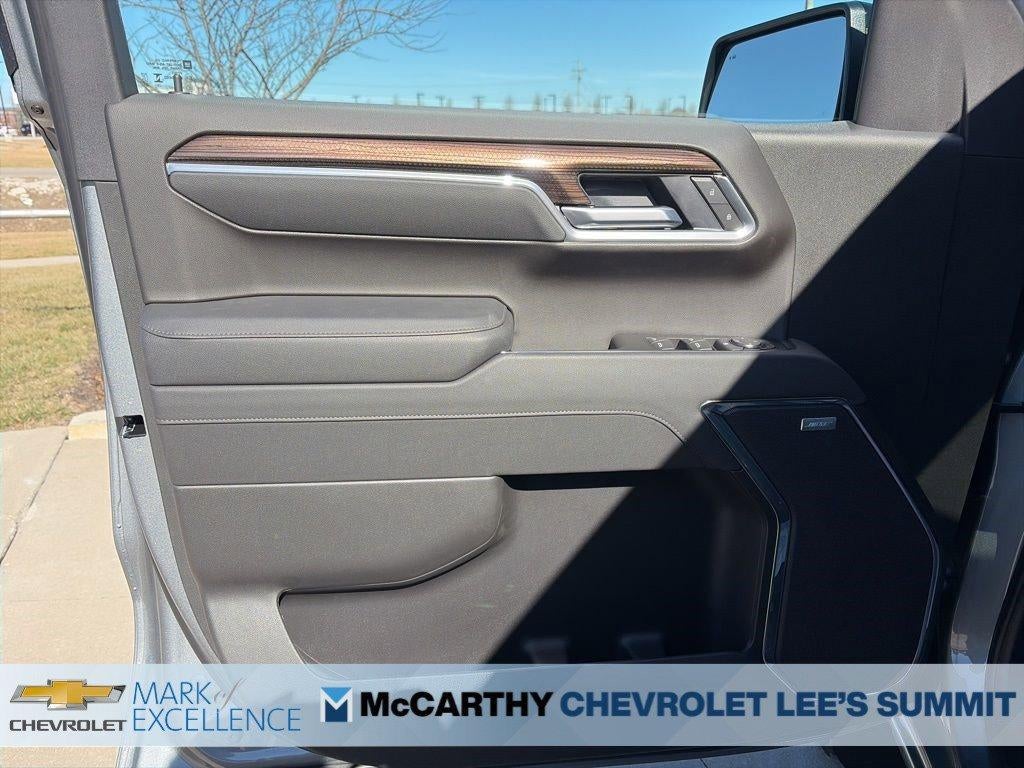 2026 Chevrolet Silverado 1500 Crew Cab Short Box 4-Wheel Drive LT Trail Boss