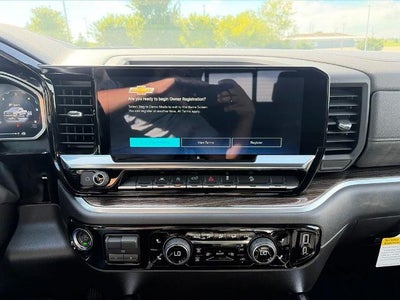 2026 Chevrolet Silverado 1500 Crew Cab Short Box 4-Wheel Drive LT Trail Boss