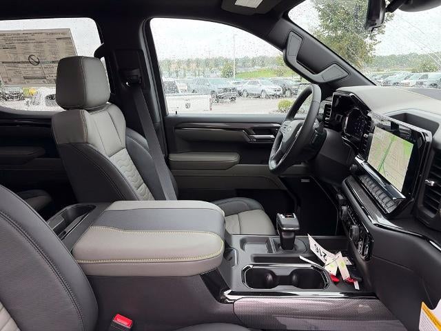 2026 Chevrolet Silverado 1500 Crew Cab Short Box 4-Wheel Drive ZR2