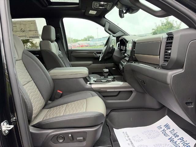 2026 Chevrolet Silverado 1500 Crew Cab Short Box 4-Wheel Drive ZR2
