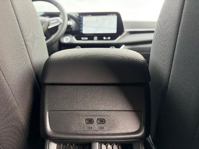 2027 Chevrolet Equinox FWD LT