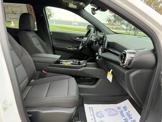 2027 Chevrolet Equinox FWD LT