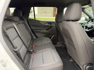 2027 Chevrolet Equinox FWD LT