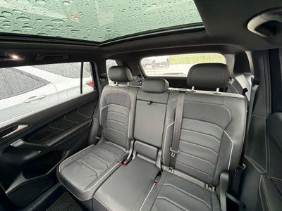 2022 Volkswagen Tiguan SEL R-Line
