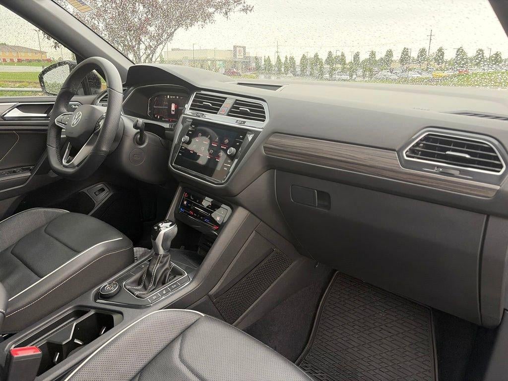 2022 Volkswagen Tiguan SEL R-Line