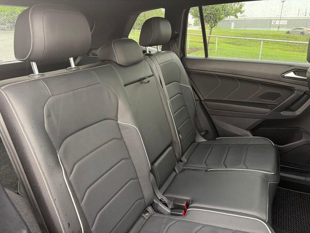 2022 Volkswagen Tiguan SEL R-Line