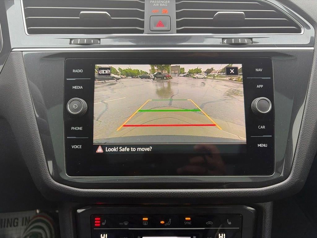 2022 Volkswagen Tiguan SEL R-Line