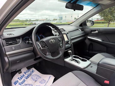 2014 Toyota Camry Hybrid LE