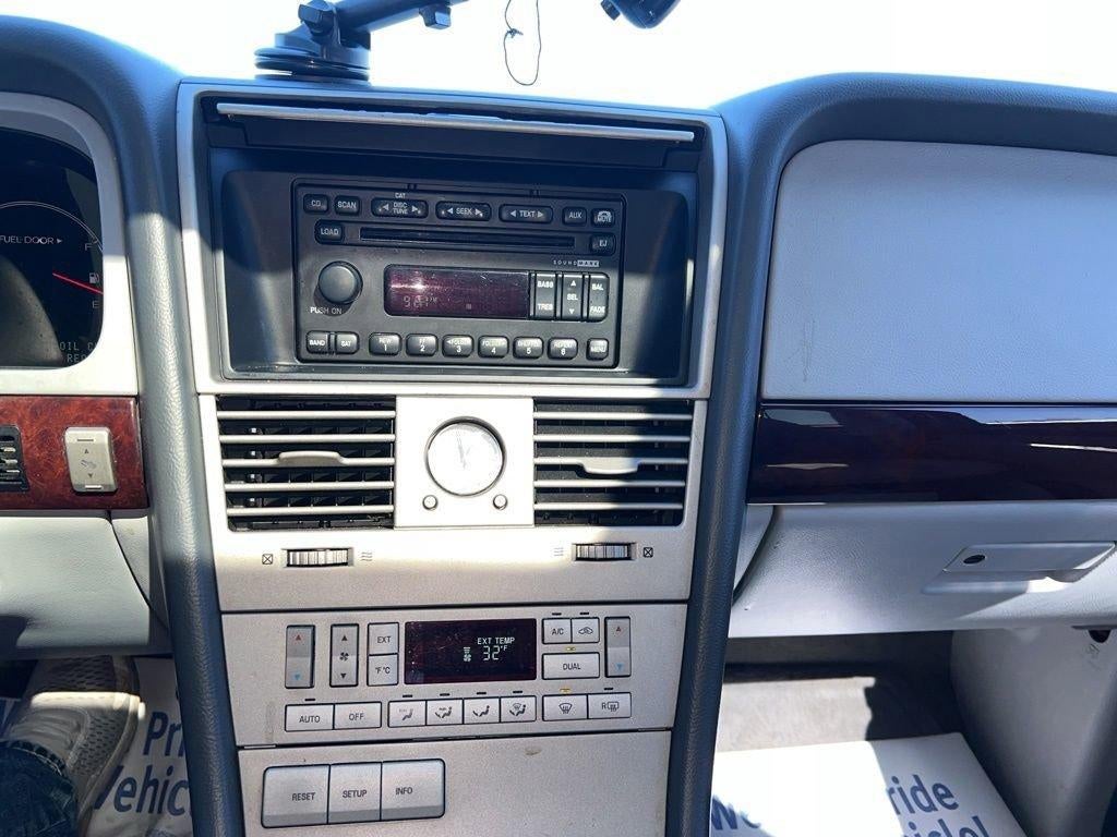 2004 Lincoln Aviator Luxury