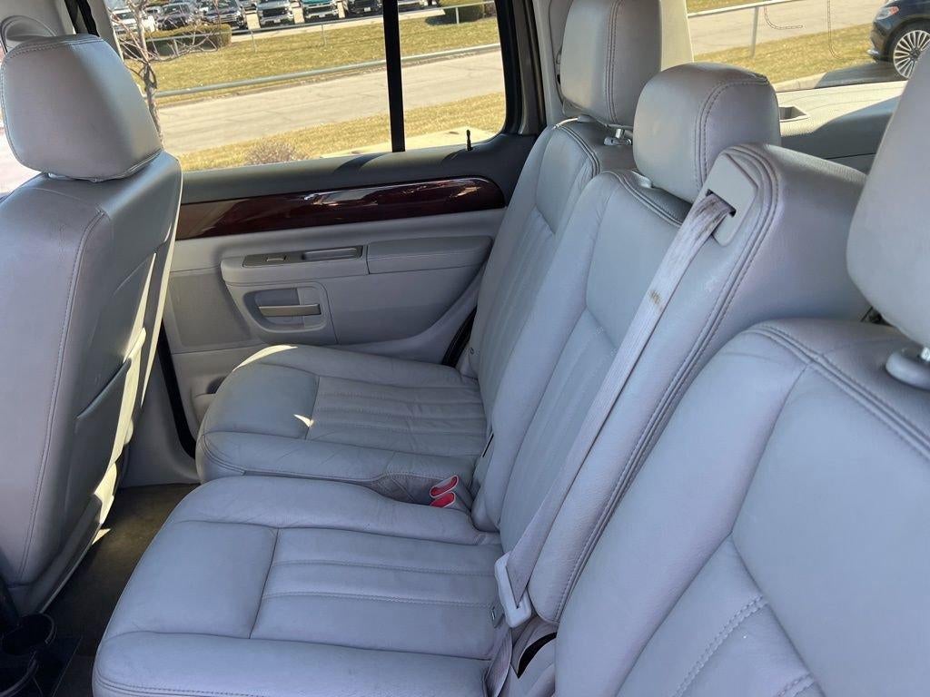 2004 Lincoln Aviator Luxury