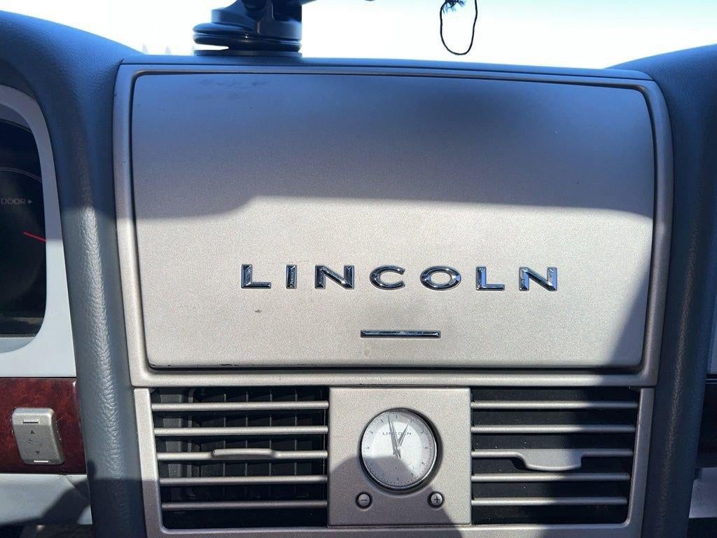2004 Lincoln Aviator Luxury