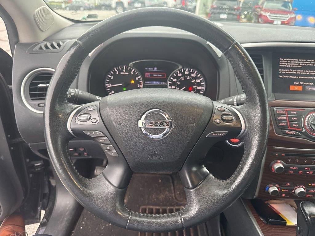 2017 Nissan Pathfinder Platinum