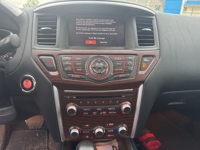 2017 Nissan Pathfinder Platinum