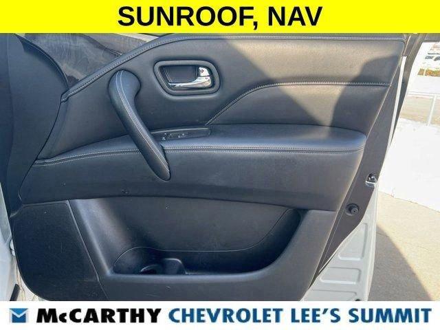 2024 INFINITI QX80 LUXE