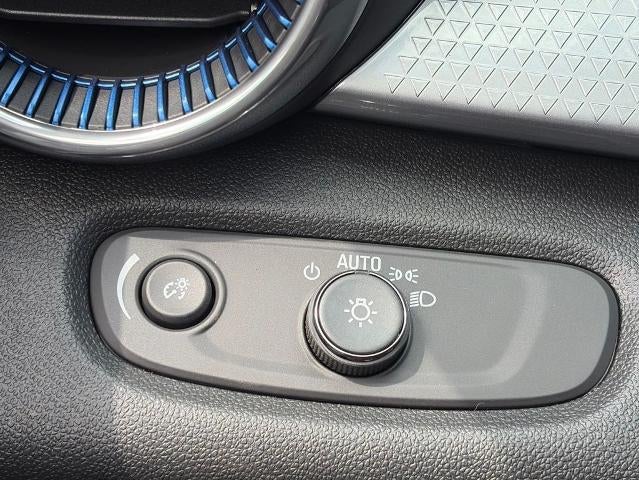 2026 Chevrolet Trax FWD 4dr LT