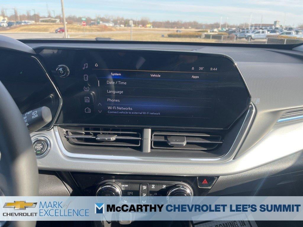 2025 Chevrolet Trax FWD 4dr LT