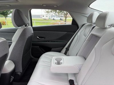 2024 Hyundai Elantra Limited