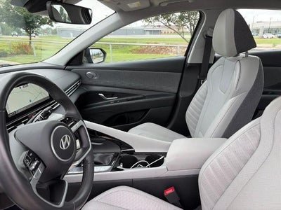 2024 Hyundai Elantra Limited