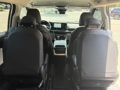 2024 Kia Carnival EX
