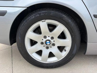2004 BMW 3 Series 325i