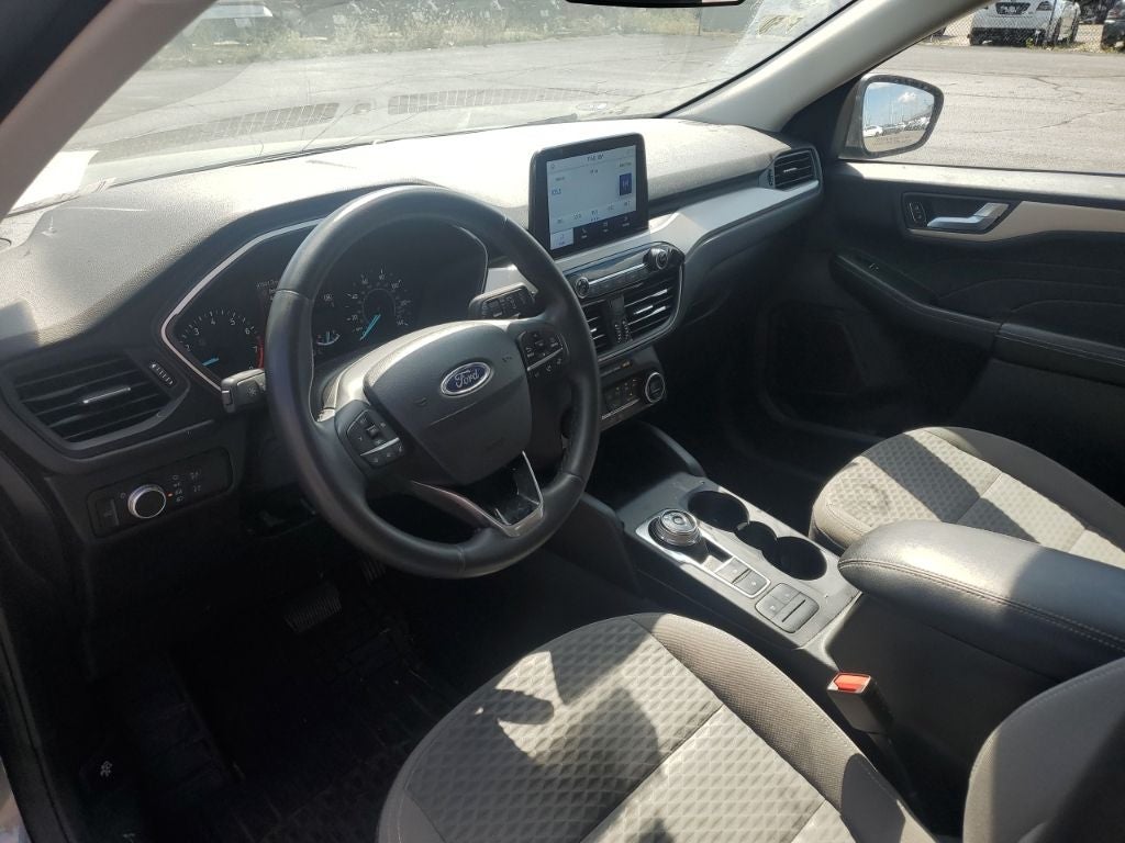 2021 Ford Escape SE