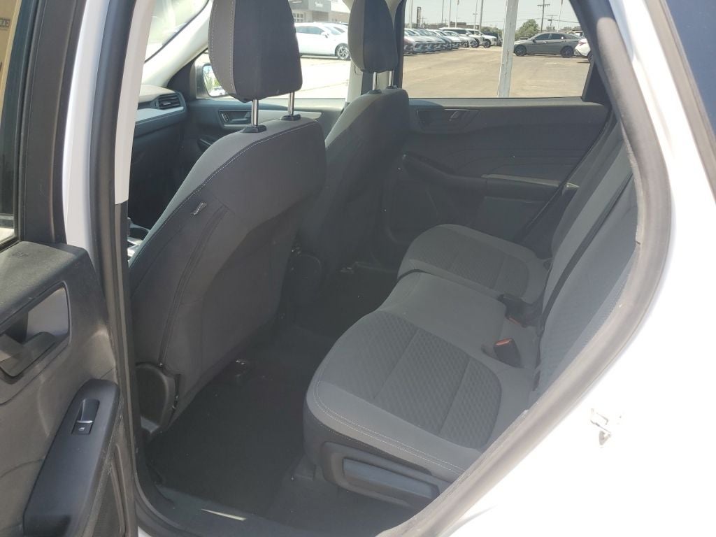 2022 Ford Escape Hybrid SE