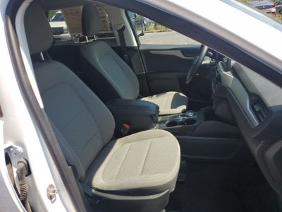 2022 Ford Escape Hybrid SE