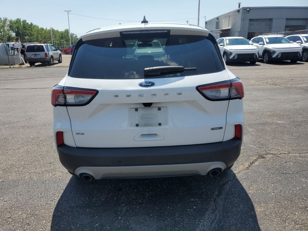 2022 Ford Escape Hybrid SE