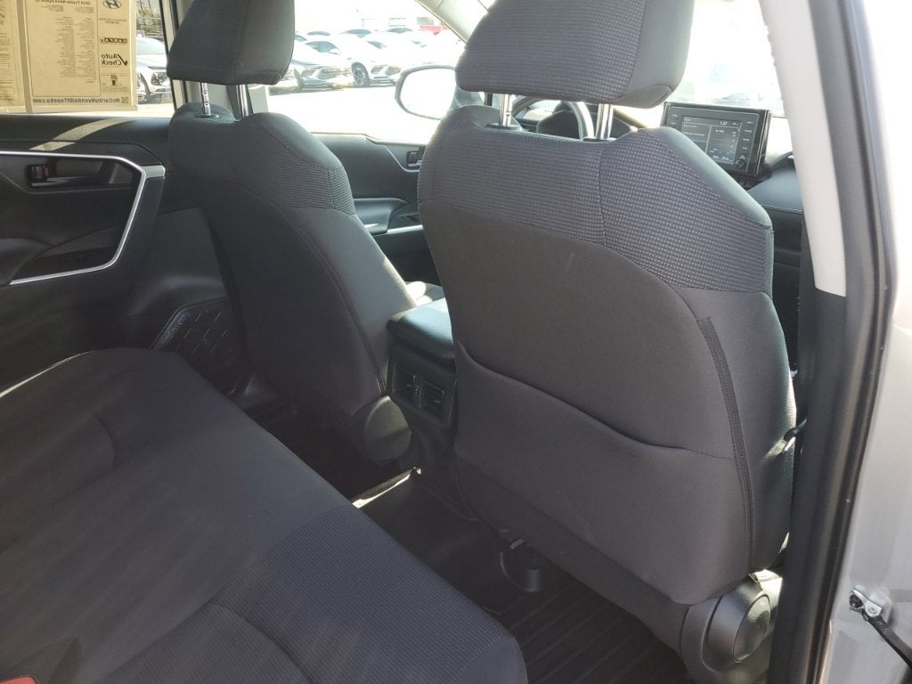 2019 Toyota RAV4 Hybrid LE