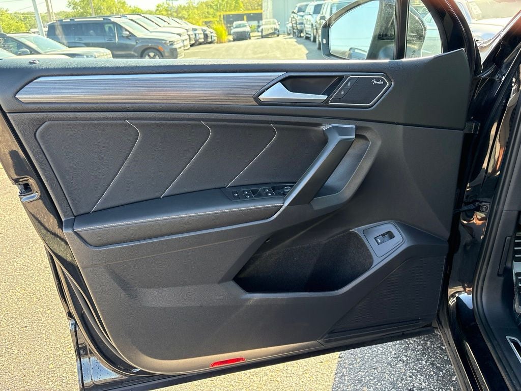 2022 Volkswagen Tiguan 2.0T SEL R-Line