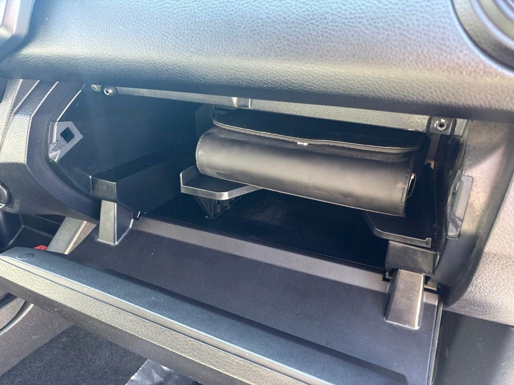 2016 Toyota Tacoma SR