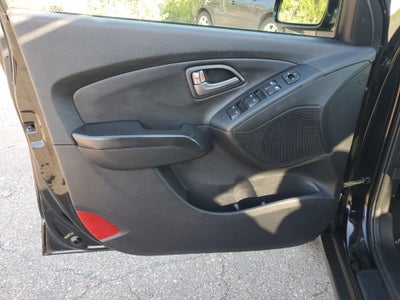2015 Hyundai Tucson SE