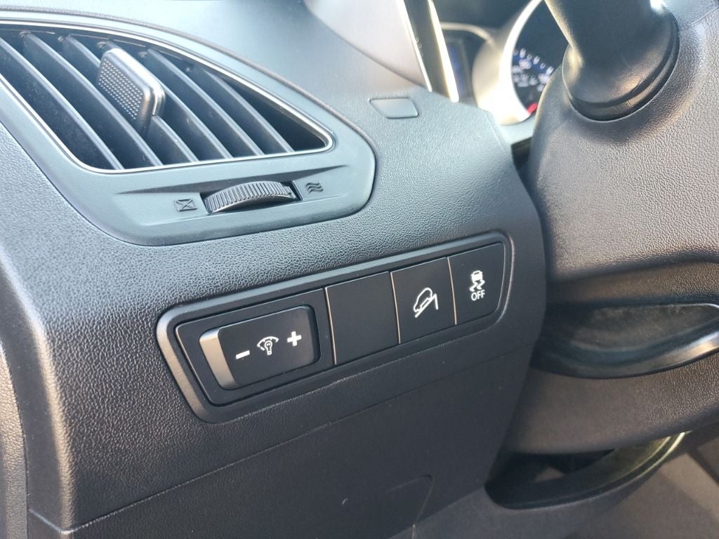 2015 Hyundai Tucson SE