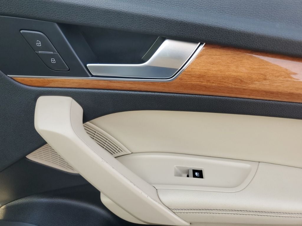 2021 Audi Q5 45 Prestige quattro