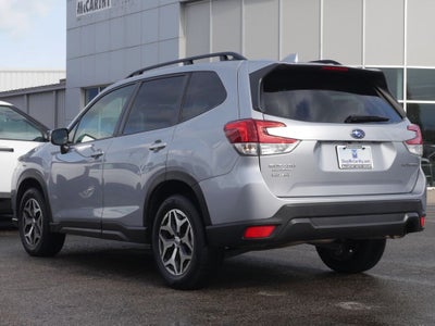 2022 Subaru Forester Premium