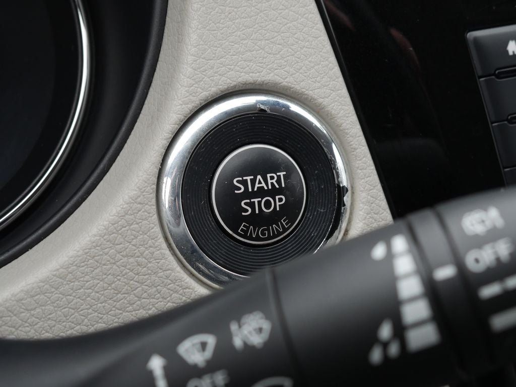2020 Nissan Rogue Sport SV